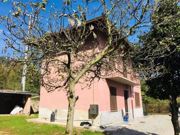 casa indipendente in vendita a Bioglio
