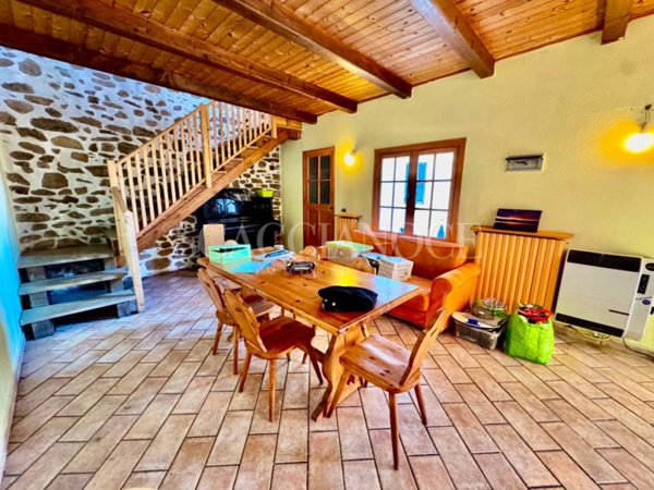 casa indipendente in vendita a Bioglio