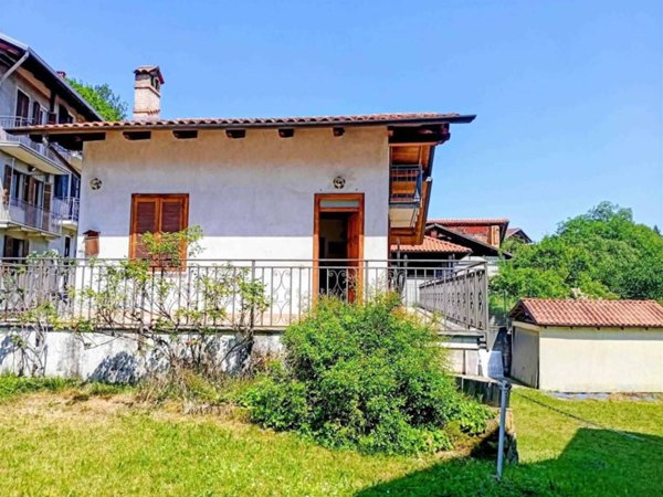 casa indipendente in vendita a Bioglio