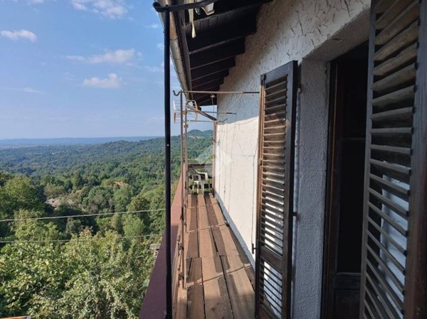 casa indipendente in vendita a Bioglio in zona Banchette