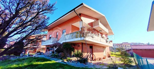 casa indipendente in vendita a Brusnengo