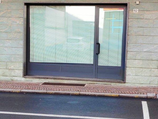 negozio in vendita a Brusnengo