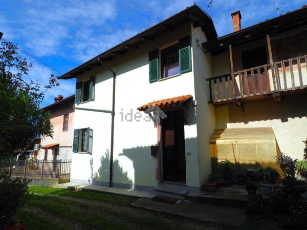 casa semindipendente in vendita a Brusnengo