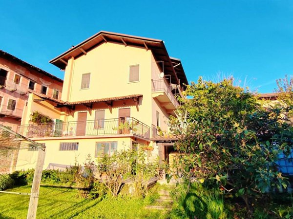 casa indipendente in vendita a Brusnengo