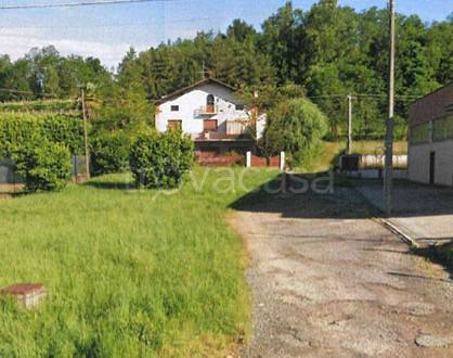 casa indipendente in vendita a Brusnengo