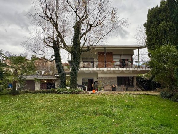 casa indipendente in vendita a Brusnengo