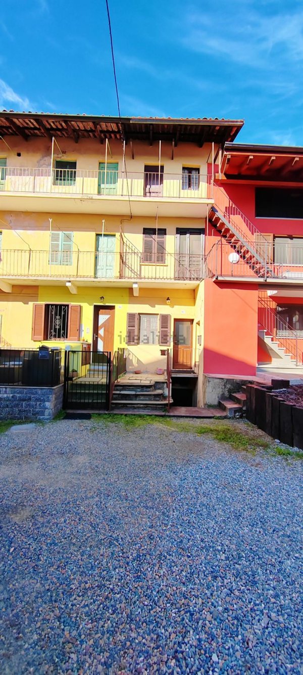 appartamento in vendita a Brusnengo