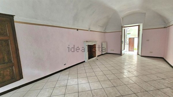 casa indipendente in vendita a Brusnengo