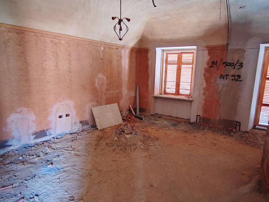 casa indipendente in vendita a Brusnengo