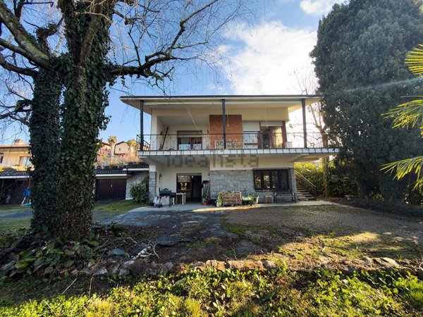 casa indipendente in vendita a Brusnengo