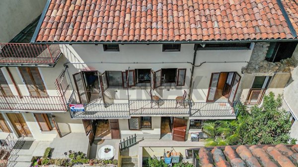 casa indipendente in vendita a Brusnengo