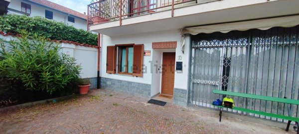appartamento in vendita a Brusnengo in zona Caraceto