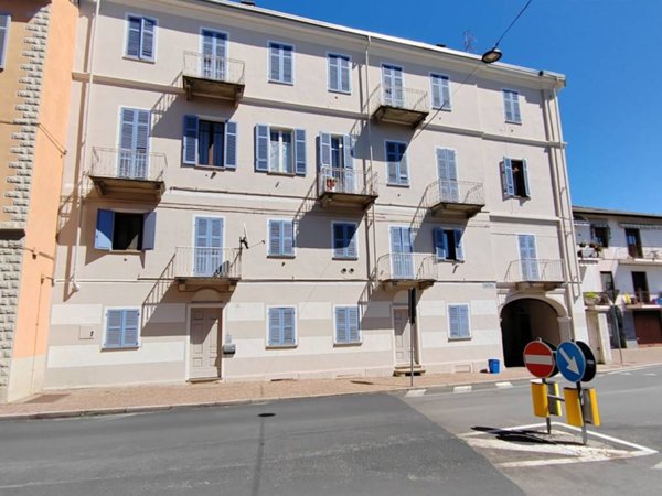 appartamento in vendita a Brusnengo in zona Caraceto