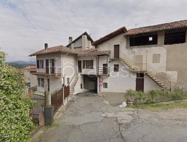 casa indipendente in vendita a Brusnengo