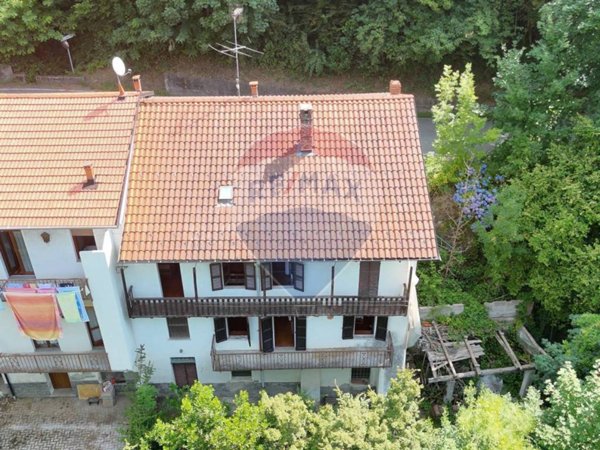 casa indipendente in vendita a Camandona in zona Pianezze