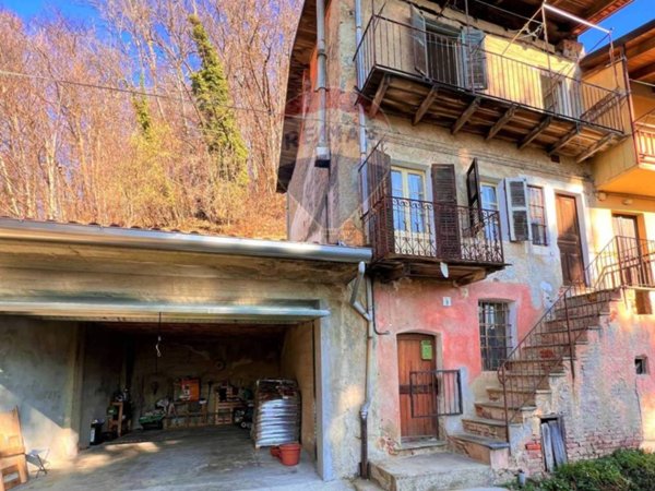 appartamento in vendita a Camandona in zona Dagostino