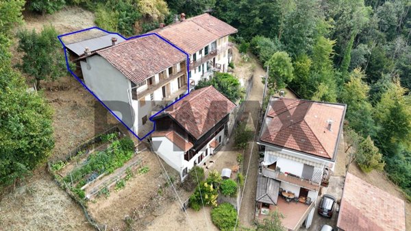 casa indipendente in vendita a Camandona