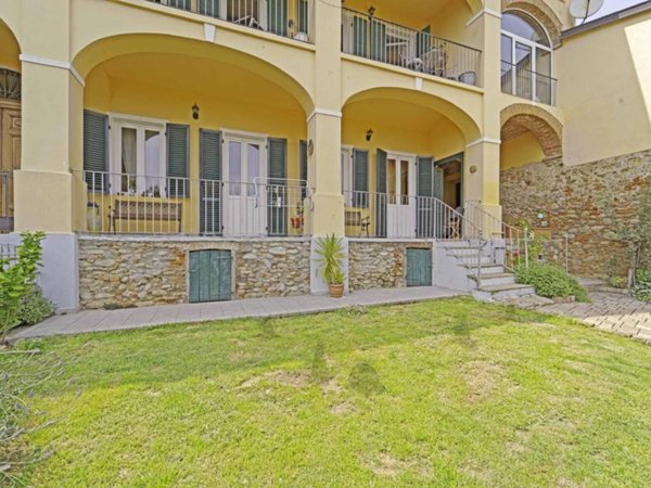 appartamento in vendita a Camburzano