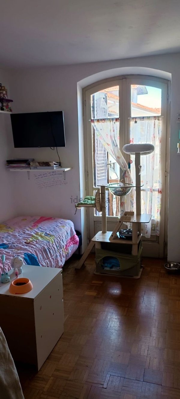 casa indipendente in vendita a Camburzano