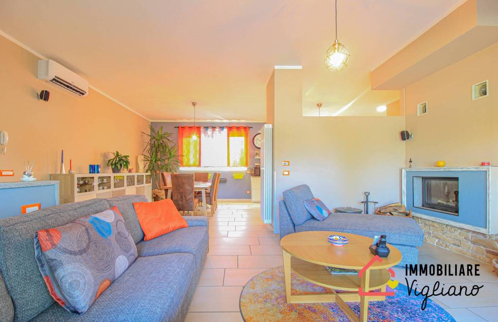 casa indipendente in vendita a Candelo