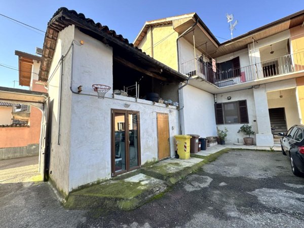 casa indipendente in vendita a Candelo