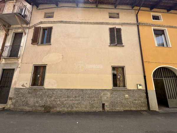 casa indipendente in vendita a Candelo