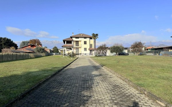 casa indipendente in vendita a Candelo