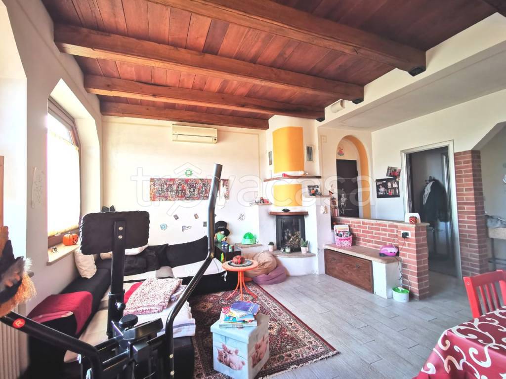 appartamento in vendita a Candelo