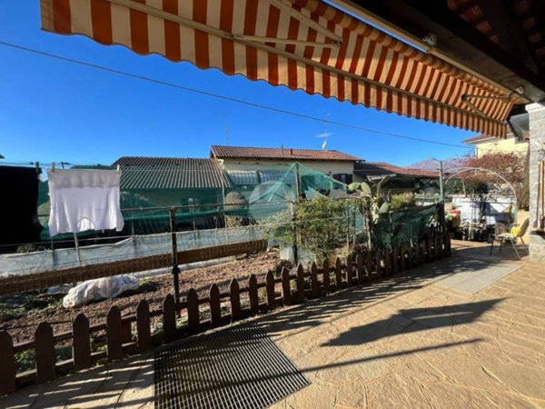 casa indipendente in vendita a Candelo