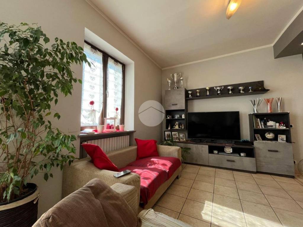 casa indipendente in vendita a Candelo