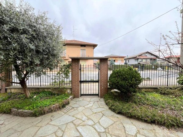 casa indipendente in vendita a Candelo