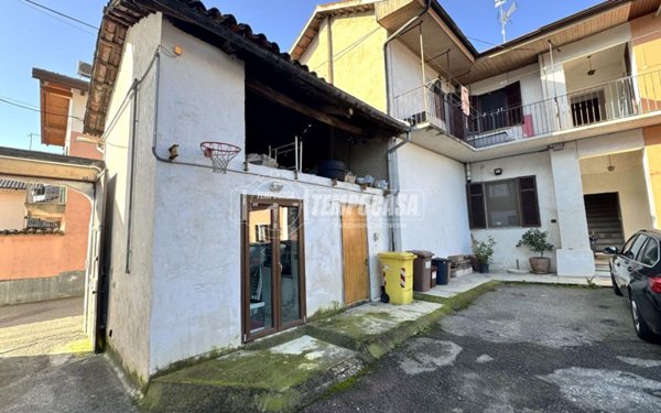 casa indipendente in vendita a Candelo