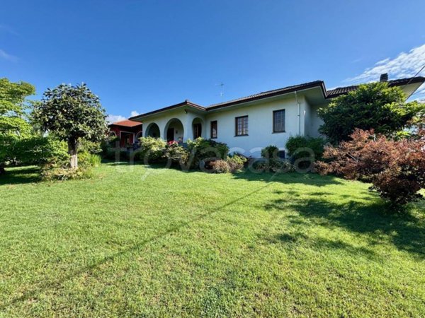 casa indipendente in vendita a Candelo
