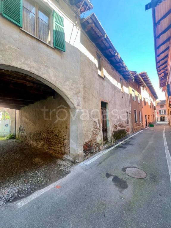 casa indipendente in vendita a Candelo