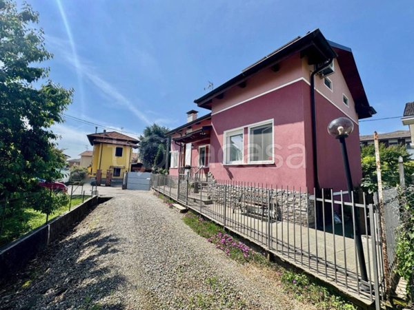 casa indipendente in vendita a Candelo