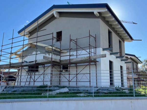 casa indipendente in vendita a Candelo