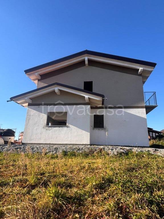 casa indipendente in vendita a Candelo