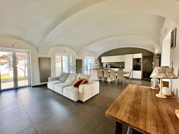 casa indipendente in vendita a Candelo