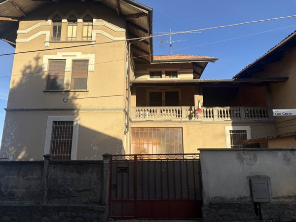casa indipendente in vendita a Candelo