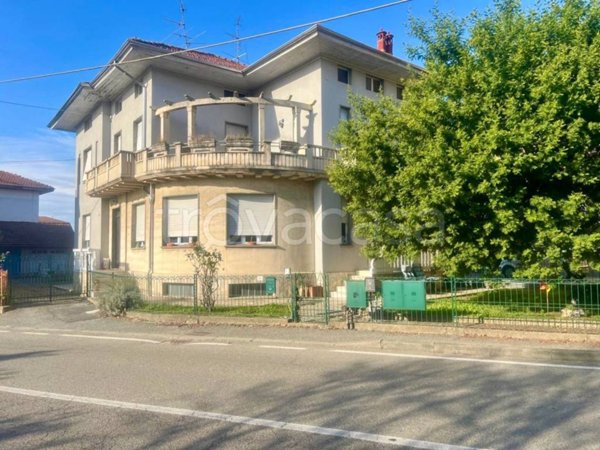 casa indipendente in vendita a Candelo