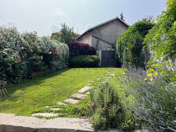 casa indipendente in vendita a Candelo