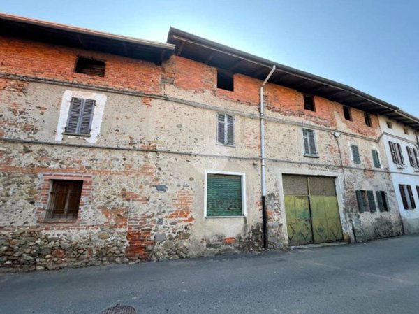casa indipendente in vendita a Candelo