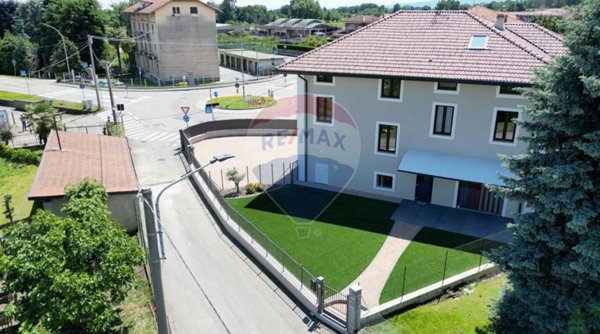 casa indipendente in vendita a Candelo