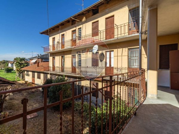 casa indipendente in vendita a Candelo