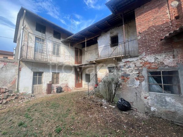 casa indipendente in vendita a Candelo