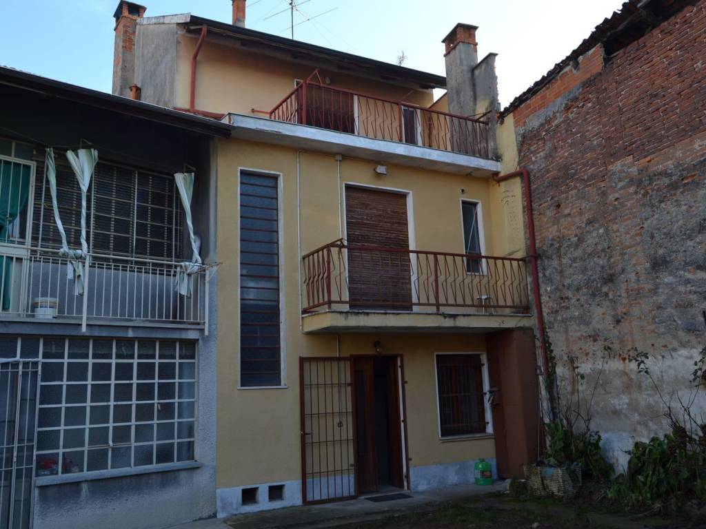 casa indipendente in vendita a Candelo