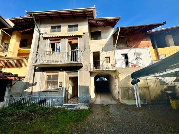 casa indipendente in vendita a Candelo