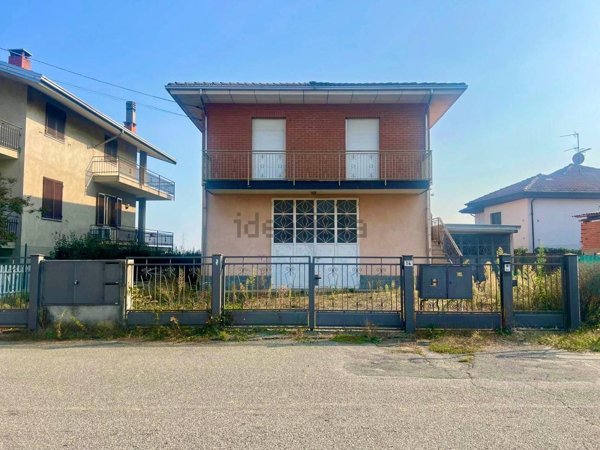 casa indipendente in vendita a Candelo