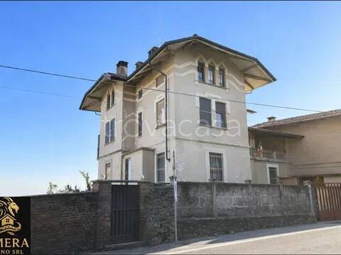 casa indipendente in vendita a Candelo