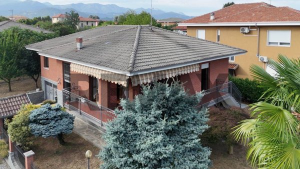 casa indipendente in vendita a Candelo in zona San Giacomo